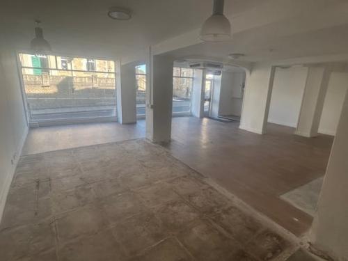29 Bank Street, Melksham, SN12