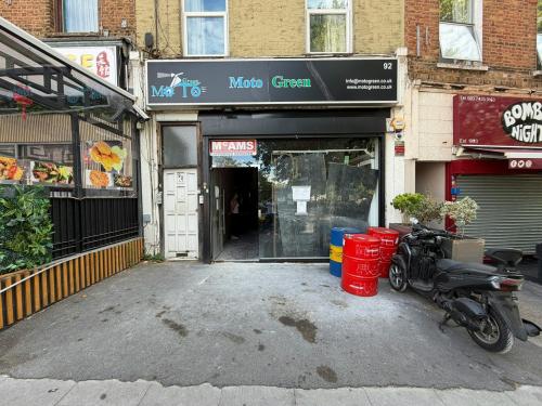 92 Fortune Green Road, West Hampstead, London, NW6