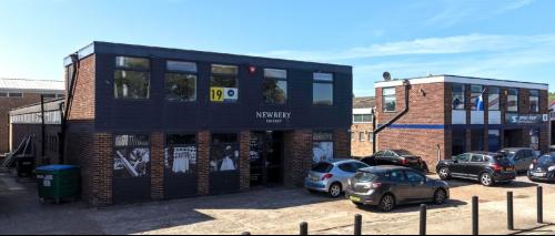 Unit 10, Lancing Business Park, Peter Road, Lancing, BN15