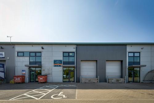 Unit 18, Thurrock Trade Park, Oliver Road, West Thurrock, RM20
