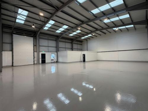 Unit 18, Rushy Platt Industrial Estate, Caen View, Swindon, SN5