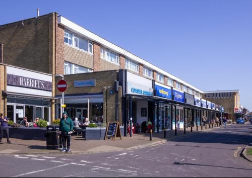 4 Churchill Parade, The Street, Rustington, BN16