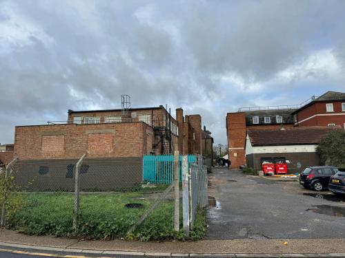 116 - 118 High Street, Hornchurch, RM12