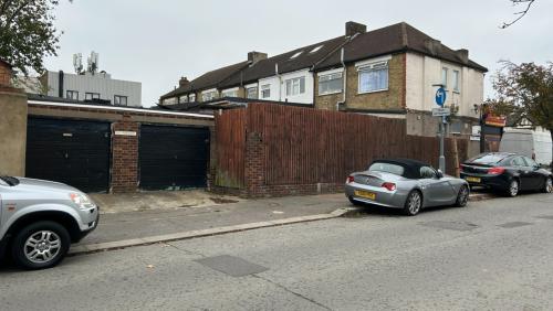 633 Eastern Avenue, Gants Hill, Ilford, IG2