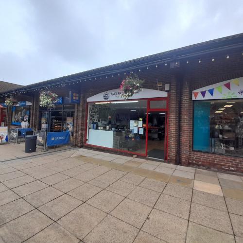 Unit 5, Chineham Shopping Centre, Chineham, Basingstoke, RG24
