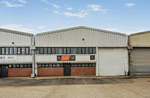 Unit 5, Nimrod Industrial Estate, Reading, RG2