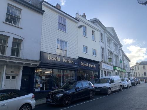 5-7 Broad Street, Launceston, PL15