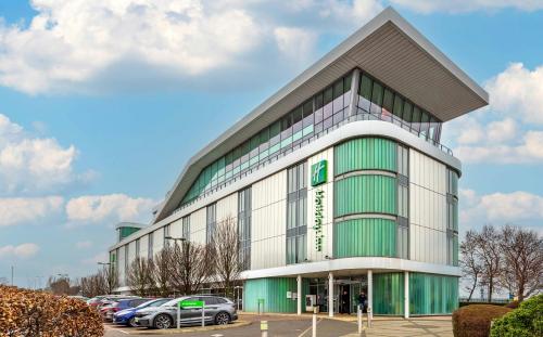 Holiday Inn, London Southend Airport, 77 Eastwoodbury Crescent, Southend-on-Sea, SS2