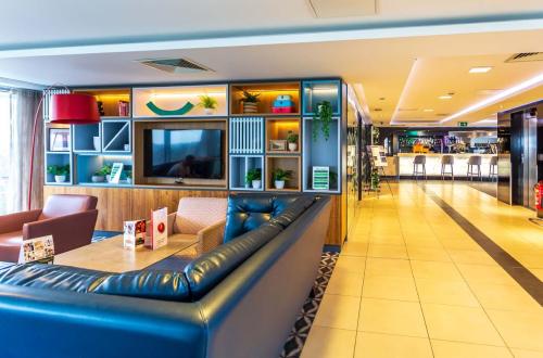 Holiday Inn, London Southend Airport, 77 Eastwoodbury Crescent, Southend-on-Sea, SS2