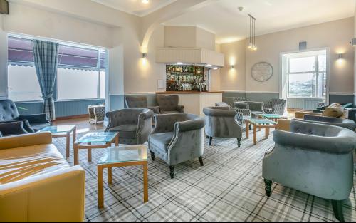 Membly Hall Hotel, Cliff Road, Falmouth, TR11
