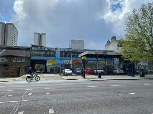 26 Bow Road, Bromley by Bow, London, E3