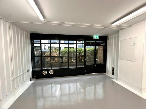 Arch 16a, Goswell Hill, Windsor, SL4