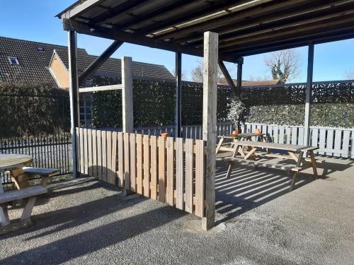 The Waggoners, Sutton Road, Wawne, Hull, HU7