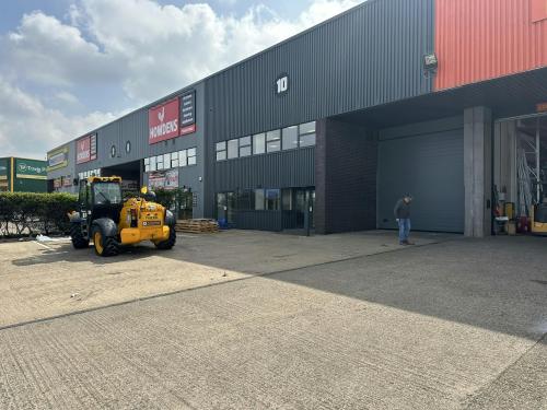 Unit 10, Staples Corner Business Park, 1000 North Circular Road, Staples Corner, London, NW2