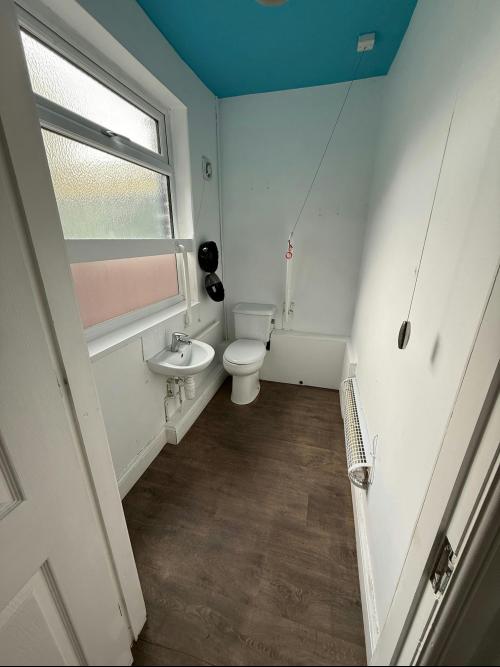 984 Abbeydale Road, Sheffield, S7