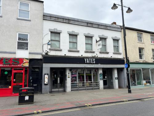 58-59 Hall Gate, Yates, Doncaster, DN1