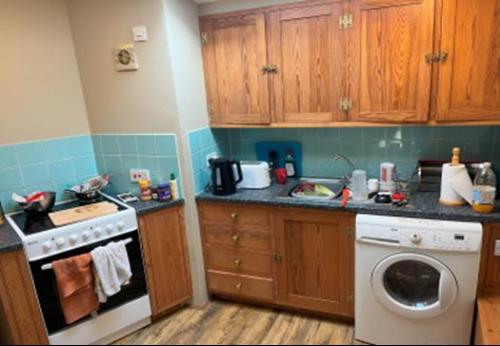 5 & 7 Market Street, Crewkerne, TA18