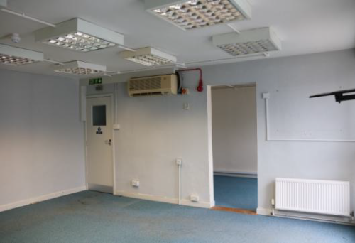 27 High Street, Ringwood, BH24