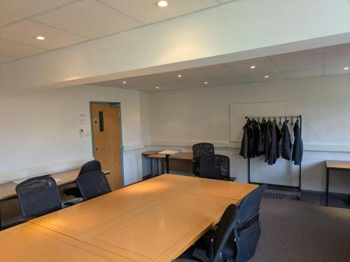 Unit 1, Littlemead Industrial Estate, Alfold Road, Cranleigh, GU6