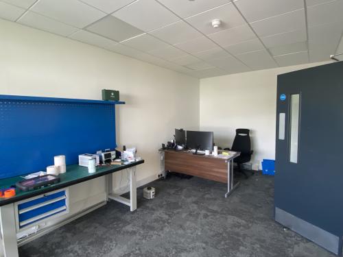 Unit 4 Solent Gate Industrial Estate, Speedfields Park, Fareham, PO14