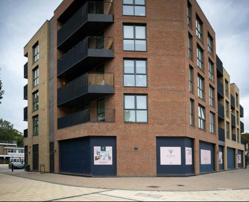 One, Town Centre, Hatfield, AL10