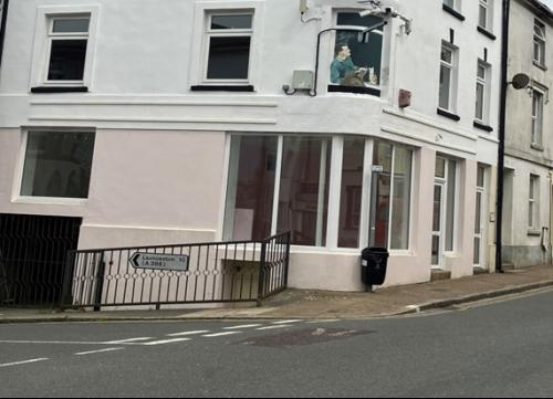 56 Fore Street, Callington, PL17