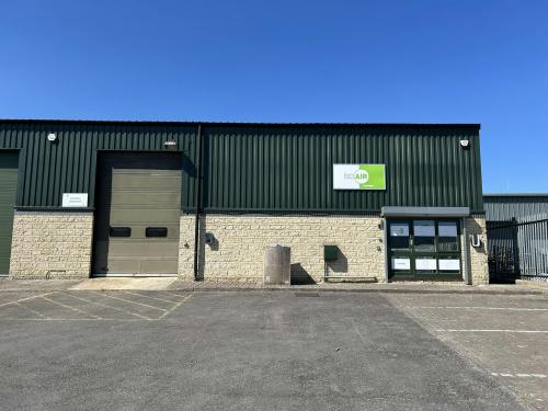 Unit 4 The Hidings, Love Lane Industrial Estate, Cirencester, GL7