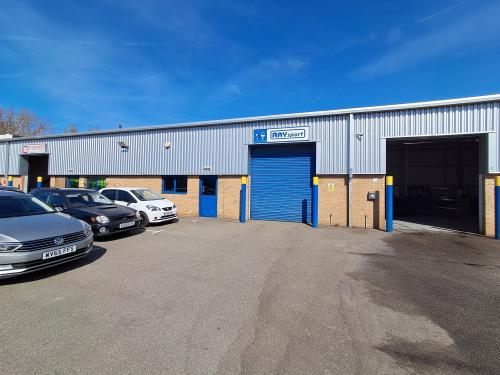Unit 16, Swift Centre, 41 Imperial Way, Croydon, CR0