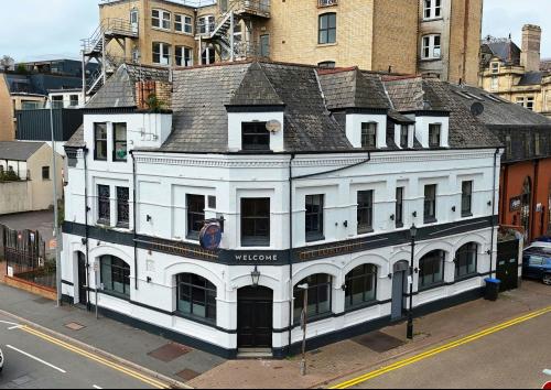 Lord Bute, 36 James Street, Cardiff, CF10