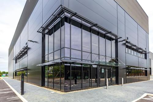 Vision44, Woodside Industrial Estate, 1/1A Humphrys Road, Dunstable, LU5