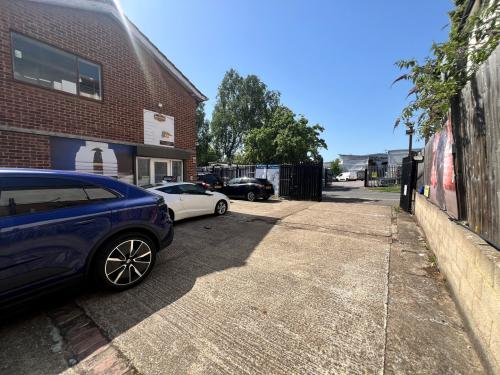 5 Wealdstone Road, Sutton, SM3