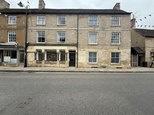 9 Market Place, Oundle, Peterborough, PE8