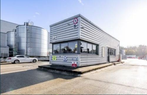 Unit B Harlow 237, Edinburgh Way, Harlow, CM20