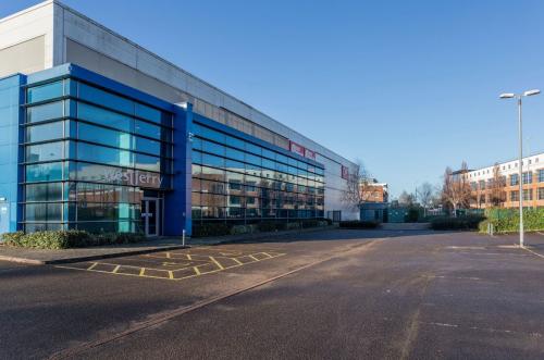 Kimpton Road, Luton, LU2