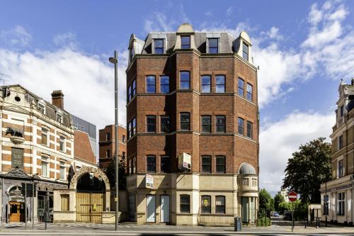 Gredley House, 1-11 Broadway, Stratford City, London, E15
