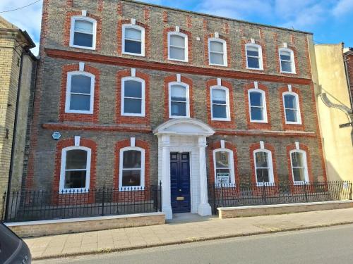 17 Market Place, Southwold, IP18
