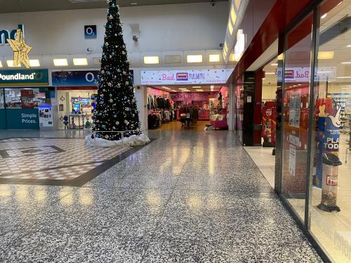 53B, Crossgates Shopping Centre, Austhorpe Road, Cross Gates, Leeds, LS15