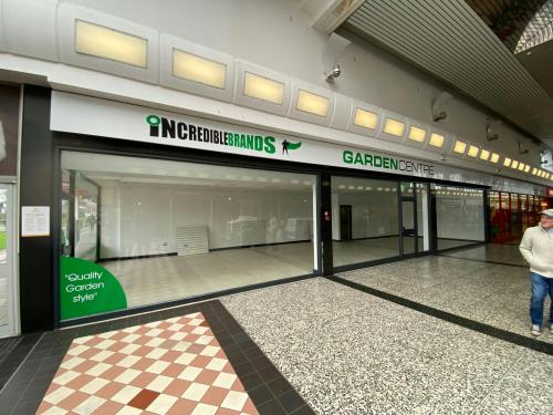 Unit 8B, Crossgates Shopping Centre, Cross Gates, Leeds, LS15