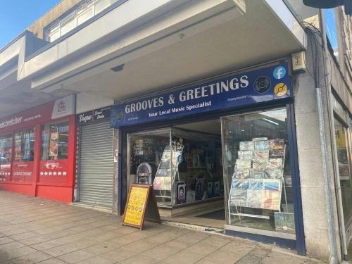 19 Kirkgate, Shipley, BD18