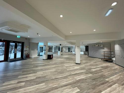 Unit 40 The Boardwalk, Port Solent, Portsmouth, PO6