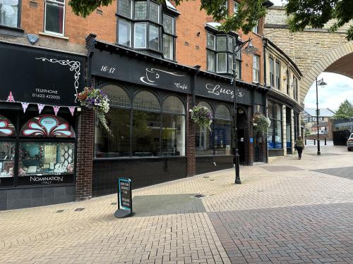 16/17 Market Street, Mansfield, Notts, NG18