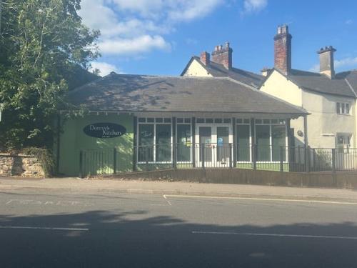 18 High Street, Calne, SN11